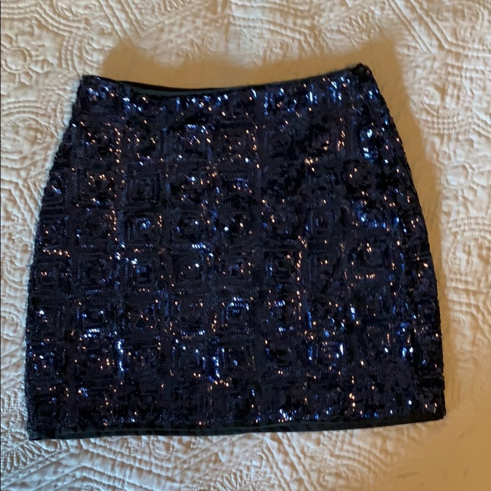 H&m sequin skirt